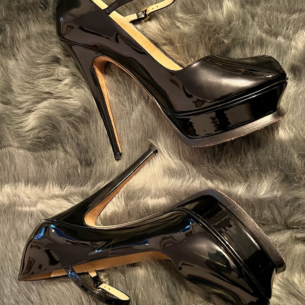 YSL Black patent leather 👠 leather heels size 39 1/2